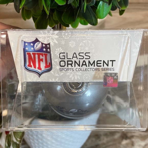 NFL Seattle Seahawks Super Bowl XLVIII Champions Glass Ornament Gray & Blue NWT - Picture 6 of 6